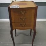 463 8219 CHEST OF DRAWERS